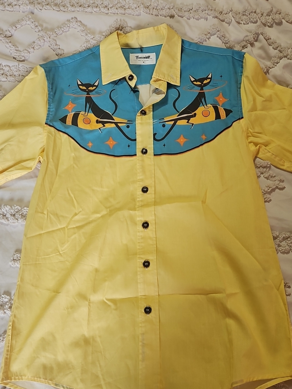 Boozelele Retro Cat Button Up